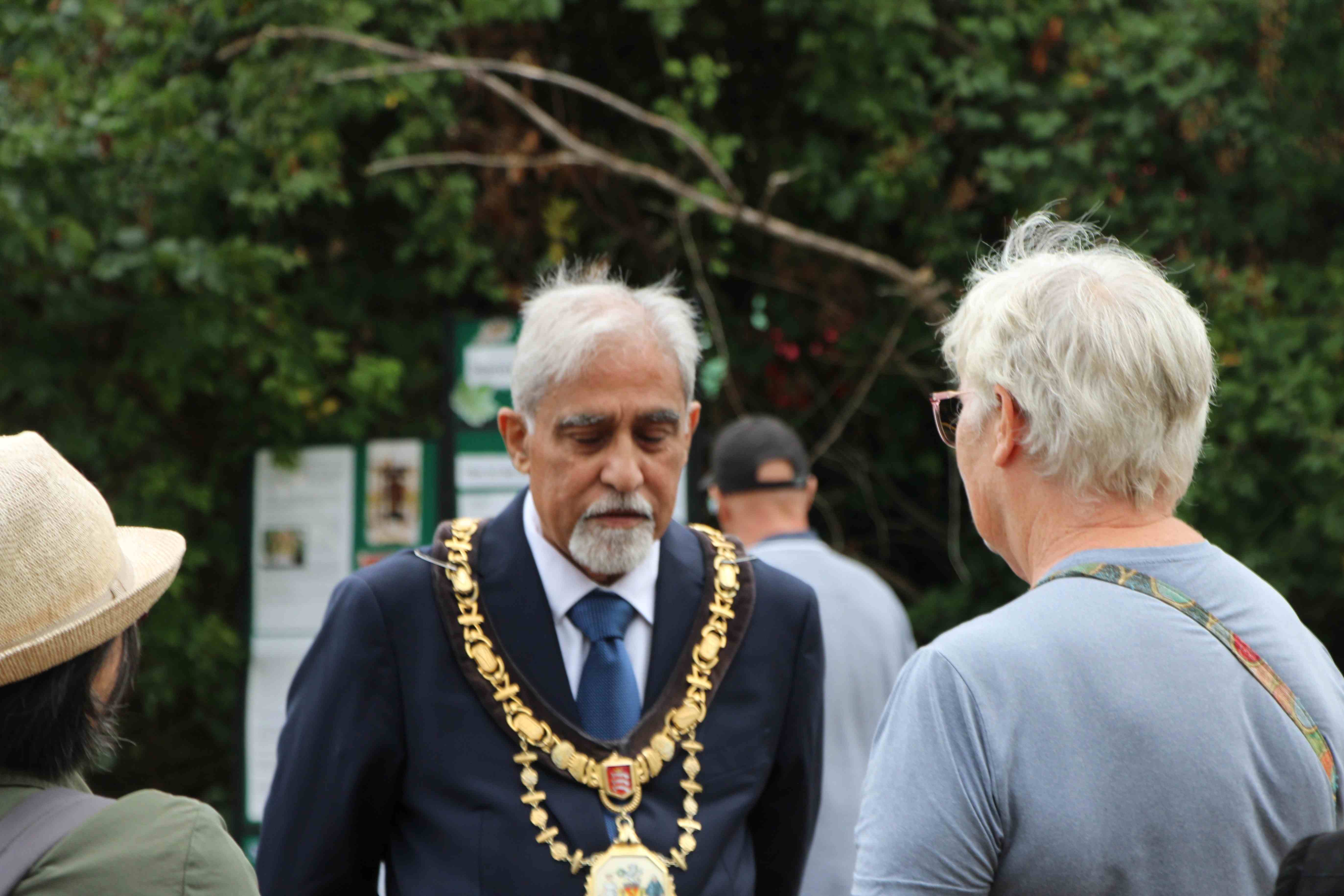 Mayor prepares